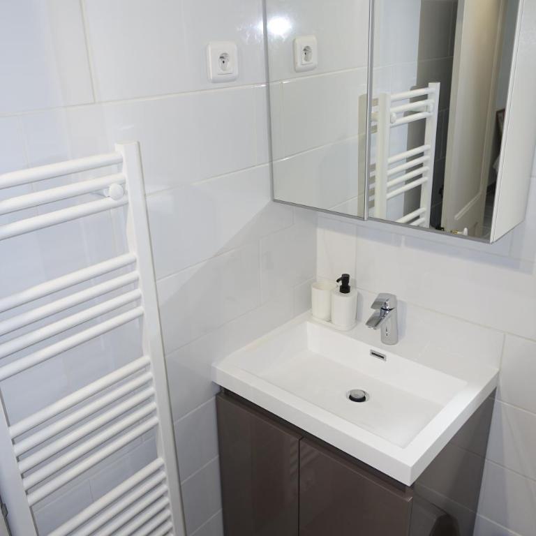 Maison Carrée/Coeur historique de Nîmes - Superbe Appt 55m² - Apartamento de 1 dormitorio - 16