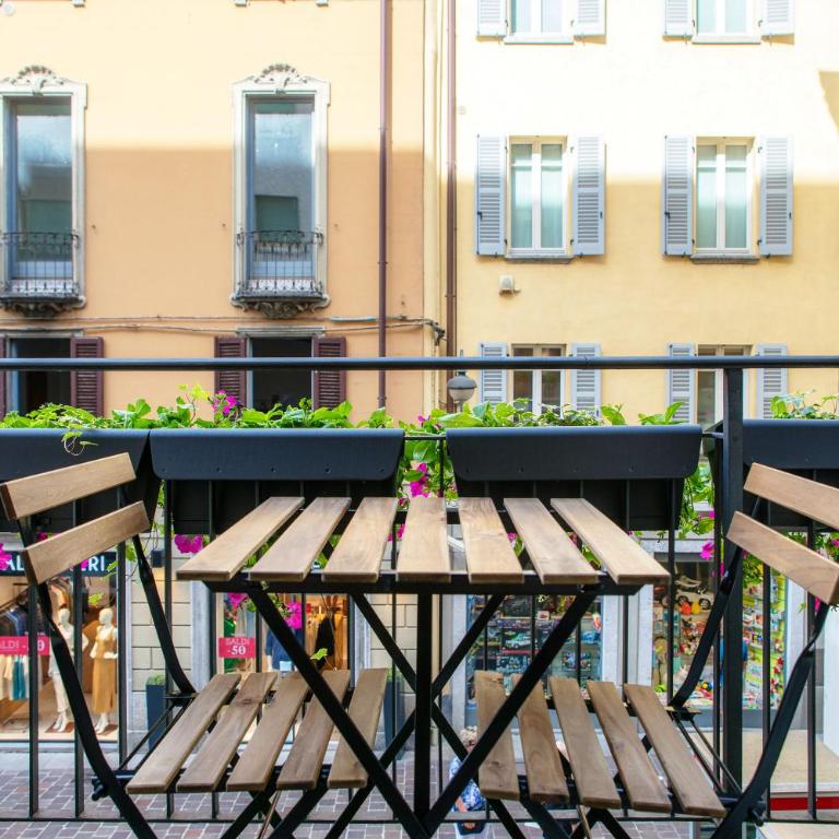In Centro Luxury Rooms - Double Room with Balcony (2 Adults + 1 Child) - 18