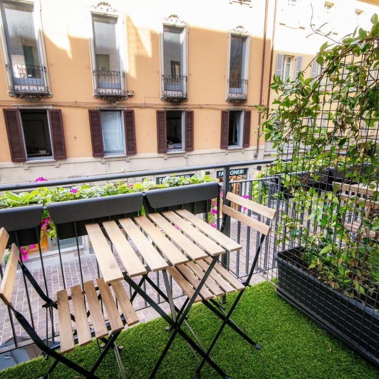 In Centro Luxury Rooms - Double Room with Balcony (2 Adults + 1 Child) - 22