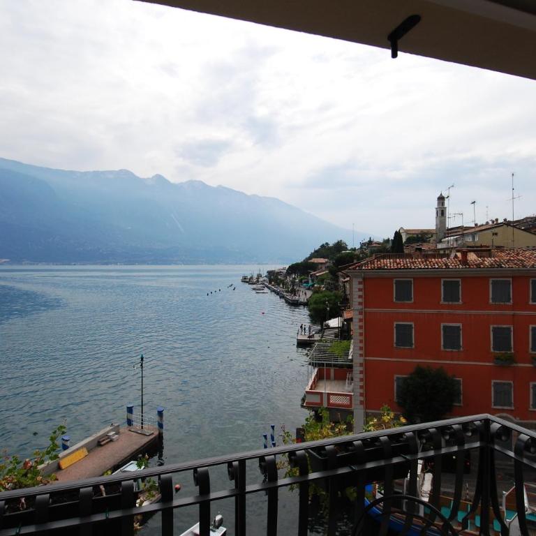 Albergo Ristorante Montebaldo - Camera Matrimoniale/Doppia con Letti Singoli con Balcone - 2