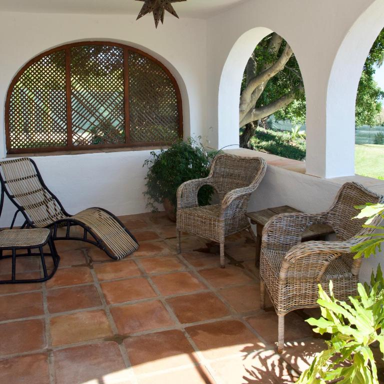 La Ciruela - Villa paisible jardin de 5000m2 piscine chauffée et vue sur mer - Villa - 24