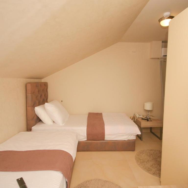 Bajadera Lux - Mala Dvokrevetna Soba sa Zasebnim Krevetima - 1