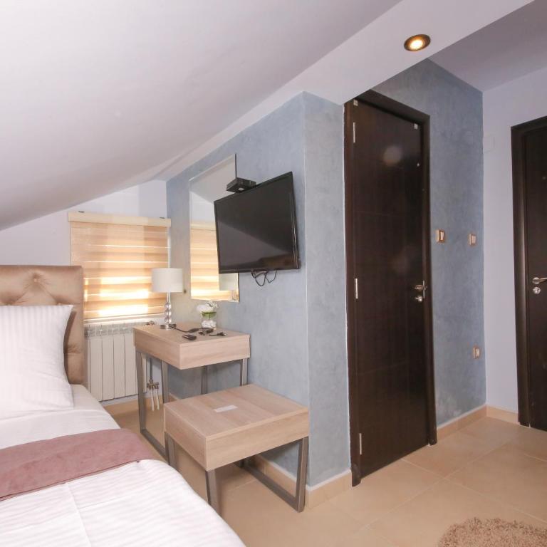 Bajadera Lux - Jednokrevetna Soba sa Tušem - 4