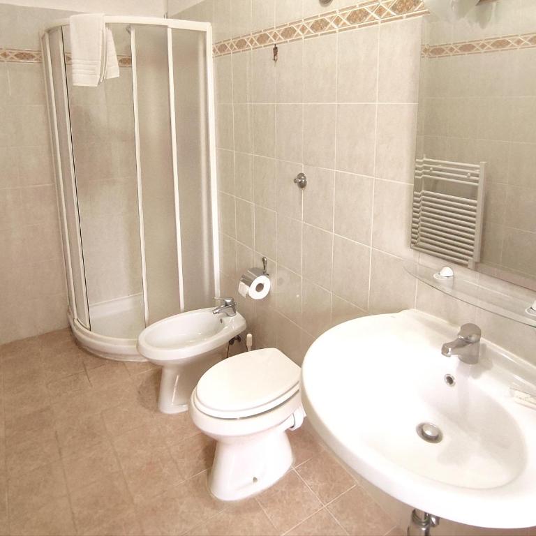 Soggiorno Arcobaleno - Economy Double Room with External Private Bathroom - 2