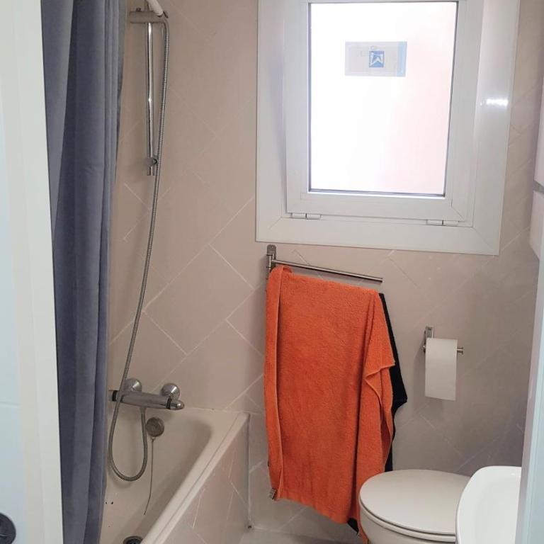 Apartament a 2 min de la platja - Apartamento de 2 dormitorios - 4