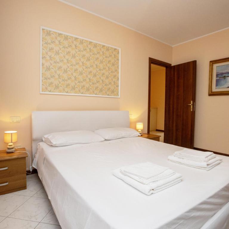 Casa Fabrizia - Appartamento con 2 Camere da Letto - 13