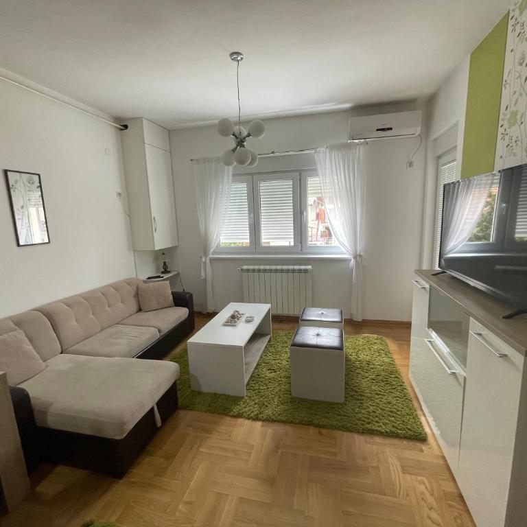Duga park - One-Bedroom Apartment - 1