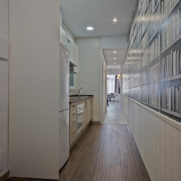 Alcam Books - One-Bedroom Apartment - 11
