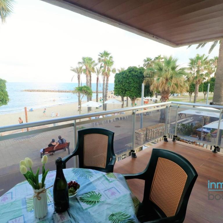 Sun Beach Mediterrani, en frente del Mar - Two-Bedroom Apartment - 1