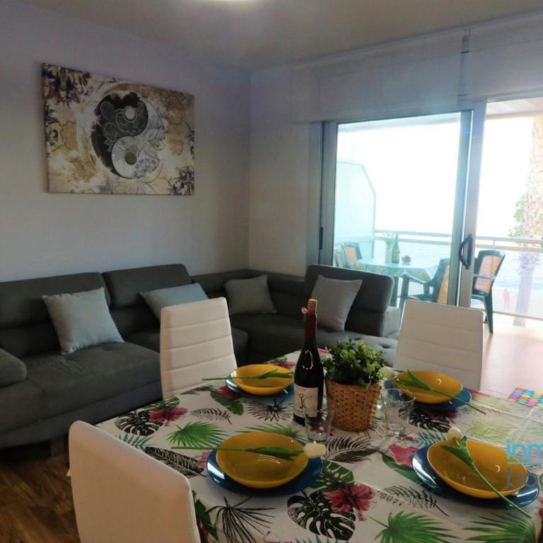 Sun Beach Mediterrani, en frente del Mar - Two-Bedroom Apartment - 9