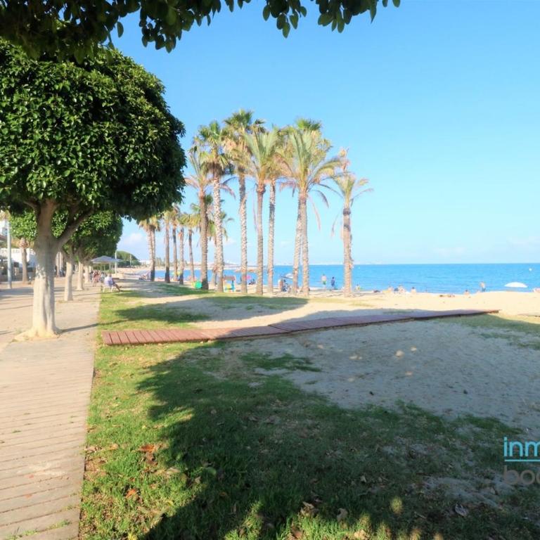 Sun Beach Mediterrani, en frente del Mar - Two-Bedroom Apartment - 12