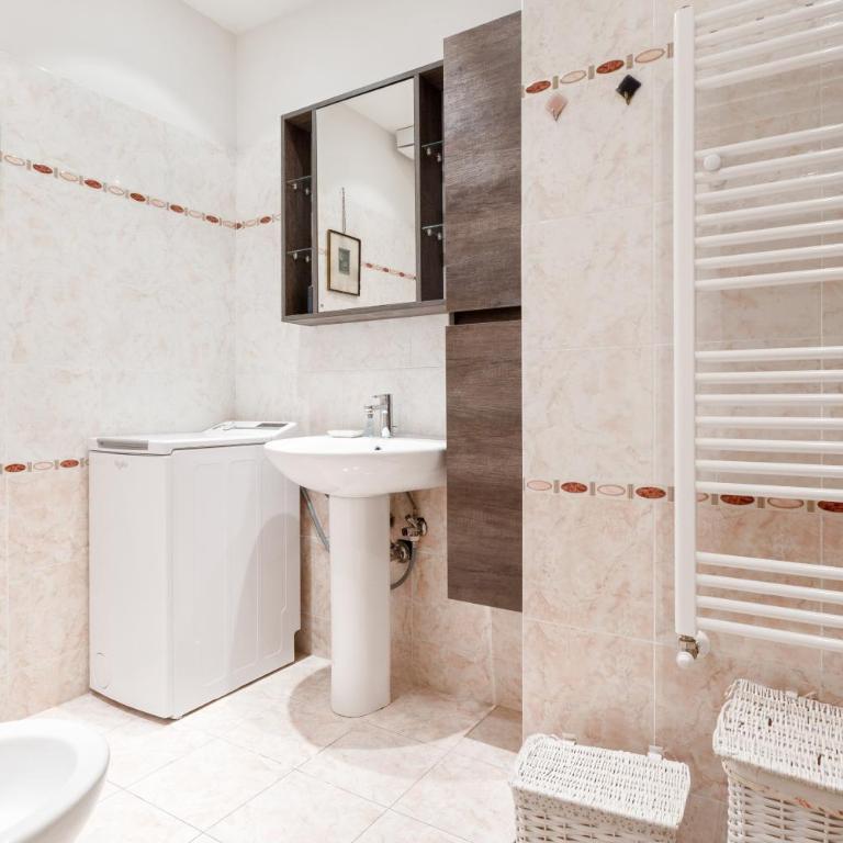 GuestHost - Piazza Oberdan Patio Apartment - Appartamento con 2 Camere da Letto - 11