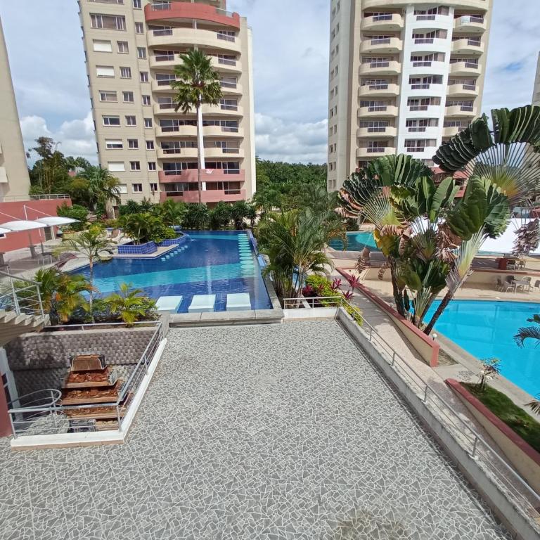 Departamento 4 habitaciones 12 personas vista al mar 8vo piso Playa Almendro - Apartamento - 50
