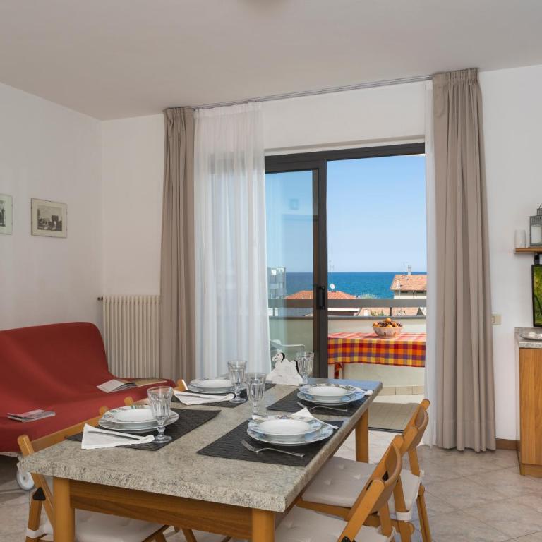 Residenza Nobel Appartamenti - Appartamento con Vista Mare - 9