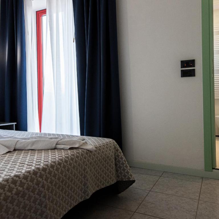 Hotel Nobel - Suite Familiare con Balcone - 4