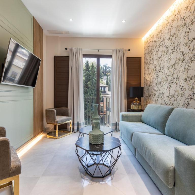 BiBo Suites Real Chancilleria - Two-Bedroom Apartment with View - 18