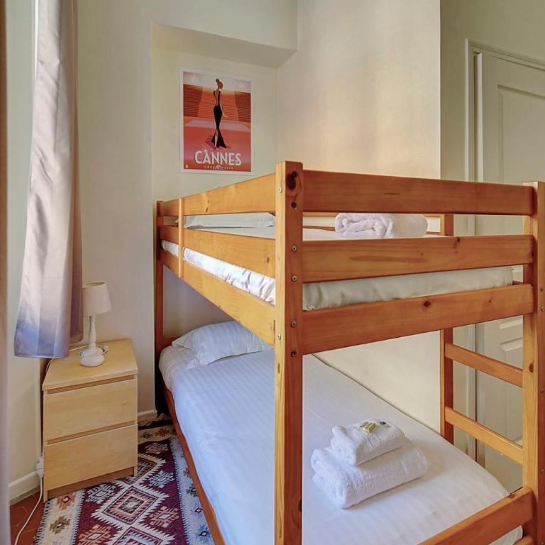 Upstays Balcony 96m2 Apartment Near Palais - Appartement - 18