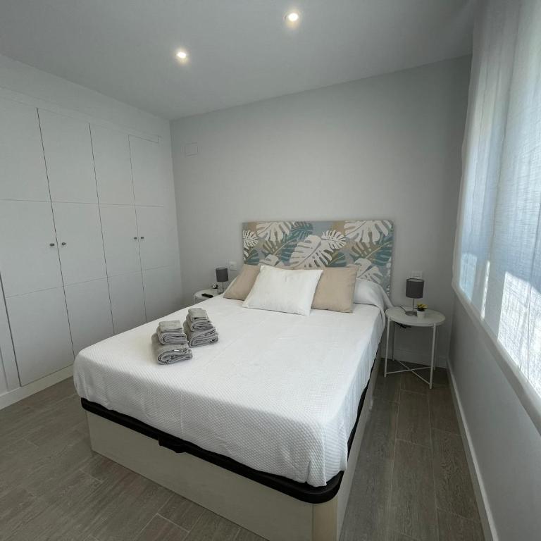 Amazing Duna Beach Seafront Apartament - Two-Bedroom Apartment - 14