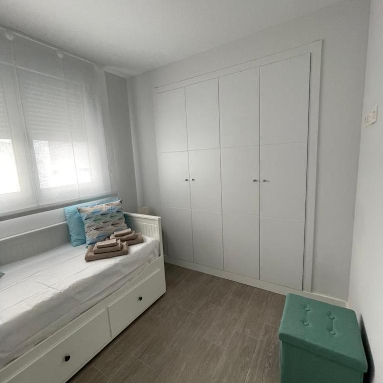 Amazing Duna Beach Seafront Apartament - Two-Bedroom Apartment - 16