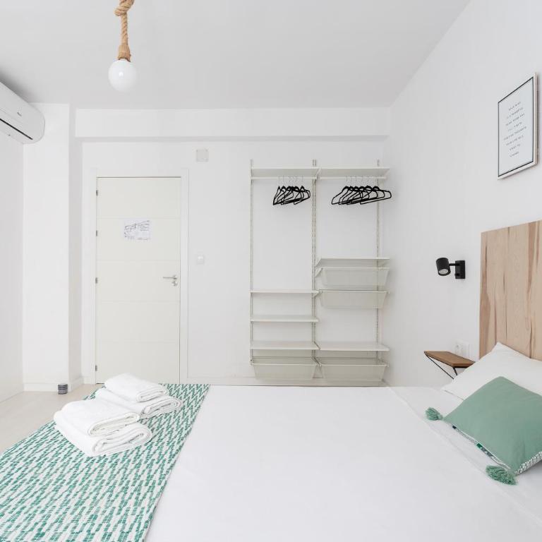Casa M&J guesthouse - Double Room with Private External Bathroom - 8