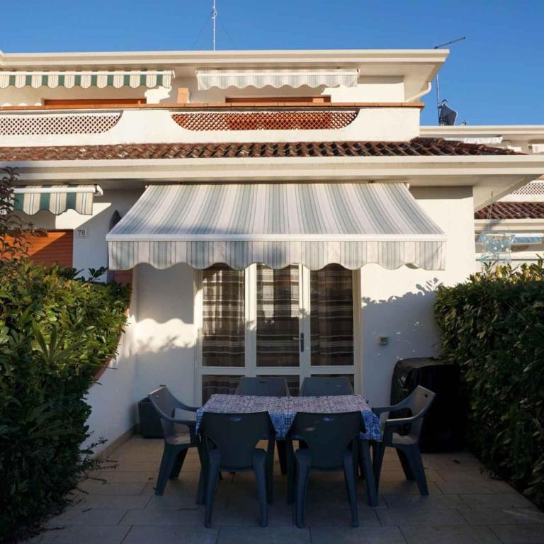 Holiday home Porto Santa Margherita 40137 - Casa Vacanze - 1