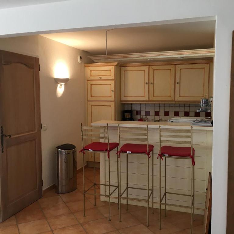 Sainte-Maxime - 3 bedroom apartment, air conditioned, outdoor terrace, swimming pool - Apartment mit 3 Schlafzimmern - 2
