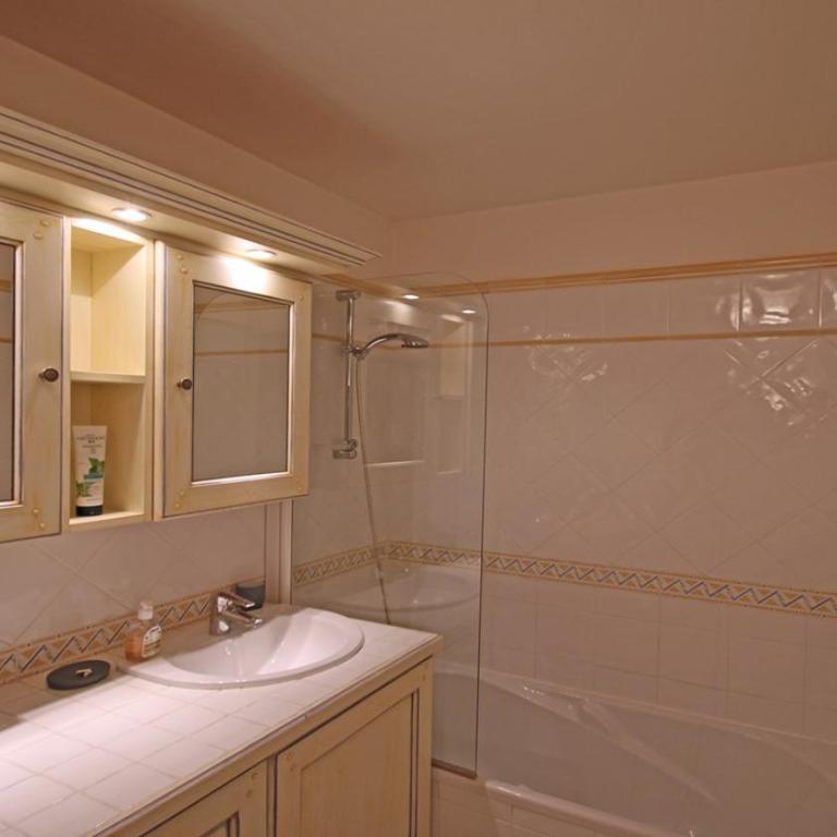 Sainte-Maxime - 3 bedroom apartment, air conditioned, outdoor terrace, swimming pool - Apartment mit 3 Schlafzimmern - 13