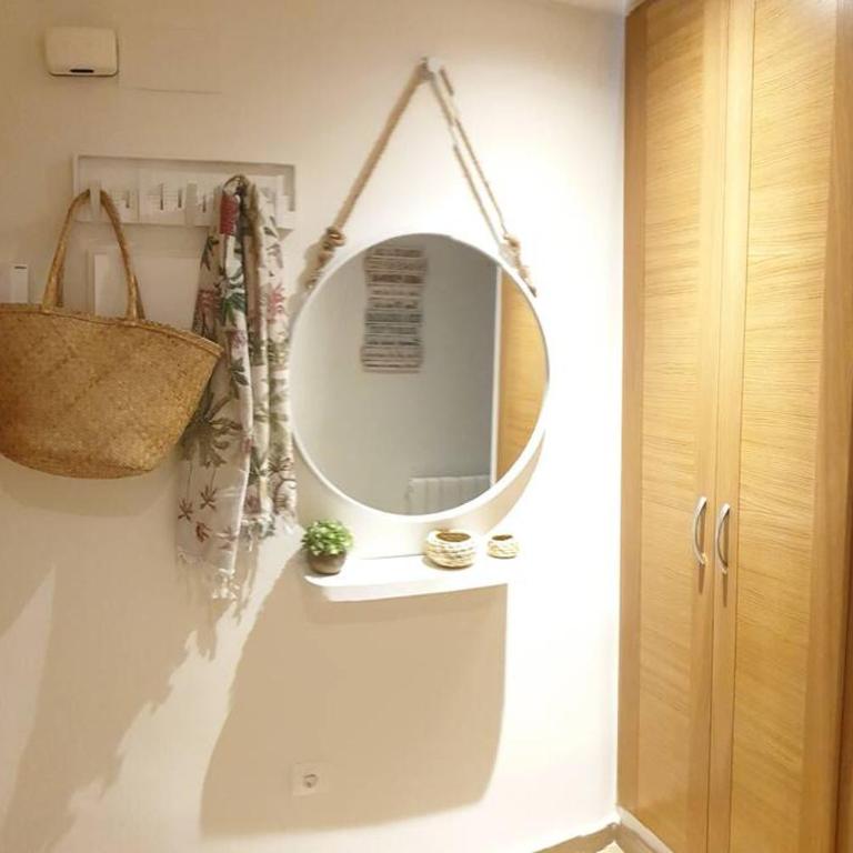 El paraiso de Anita - Three-Bedroom Apartment - 10