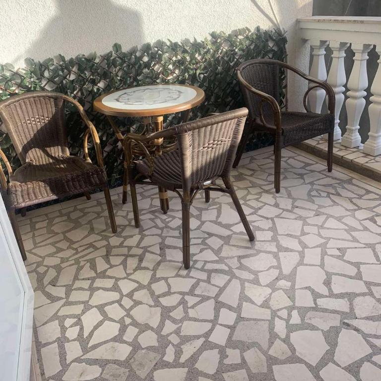 Guesthouse Vila Tamburic - Triple Room - 1