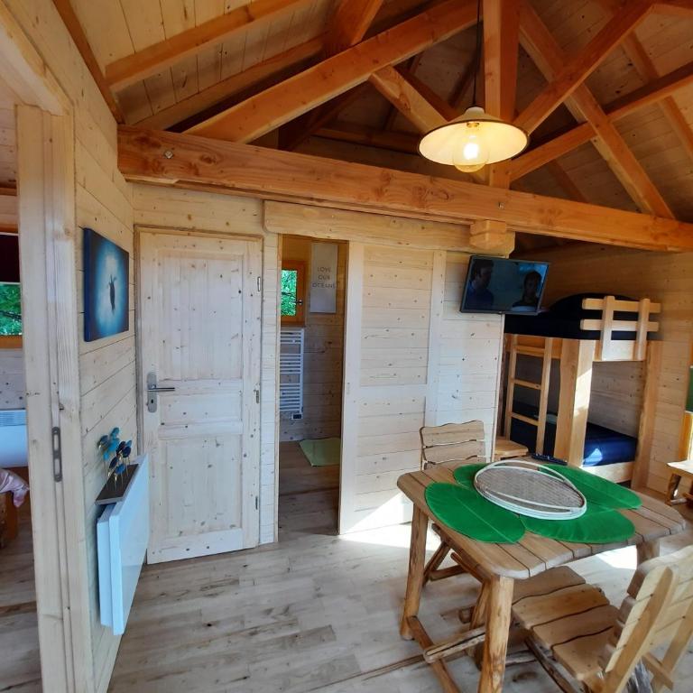 Roulottes au pied du Vercors - Chalet Supérieur - 5