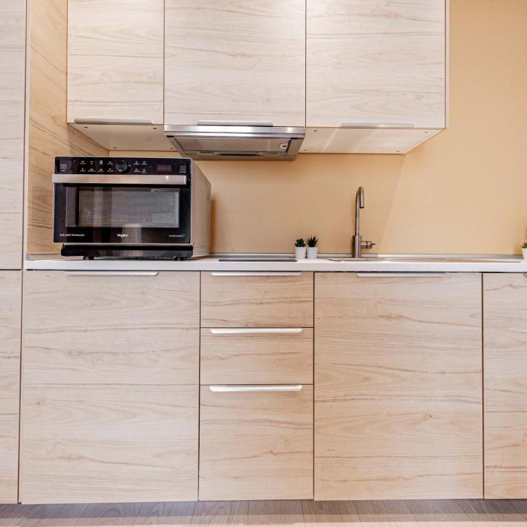 Realkasa Luxury S.Orsola Apartments - Deluxe Apartment - 16