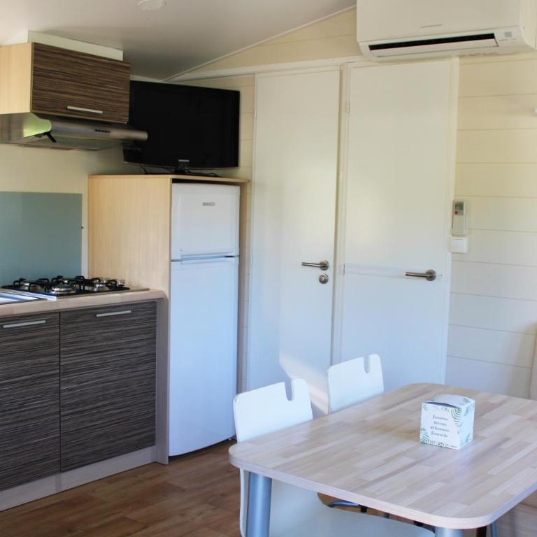 Camping Lou Cabasson - Mobile Home - 3
