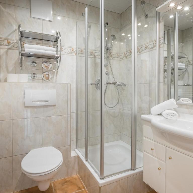 Landhaus Kristall inklusive Hotel-Spa - Apartment mit 1 Schlafzimmer - 3