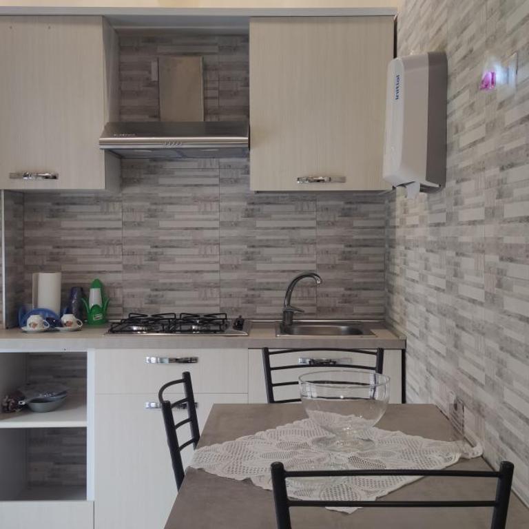 B & B LE GEMELLINE - Camera Familiare con Bagno Privato - 14