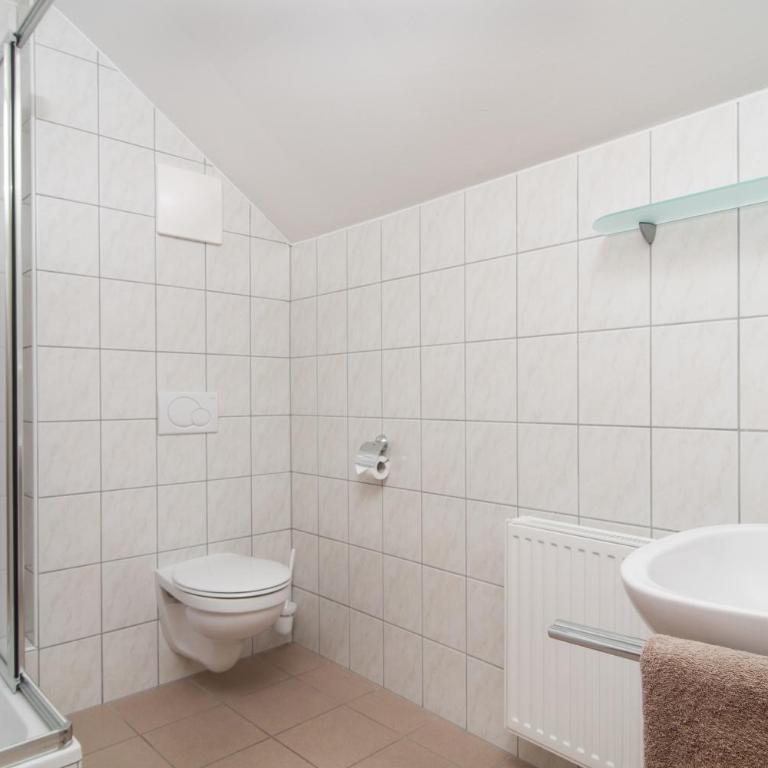 Hotel-Pension Melcher - Standard Doppelzimmer - 5