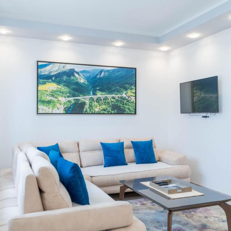 Villa Lara - Two-Bedroom Apartment - 3