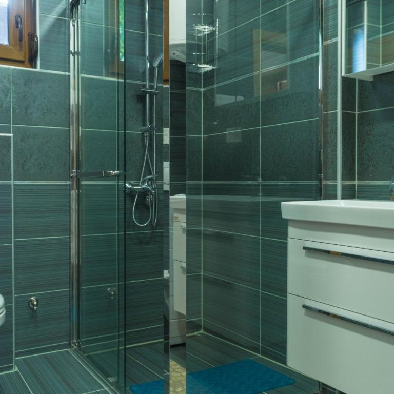 Villa Lara - Two-Bedroom Apartment - 26