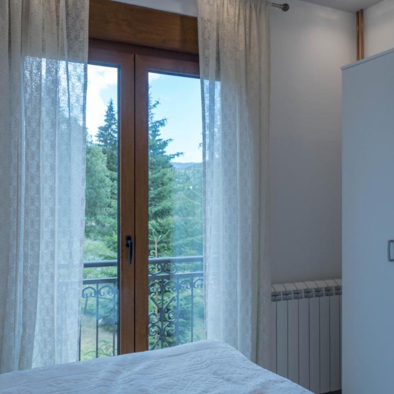 Villa Lara - Two-Bedroom Apartment - 22