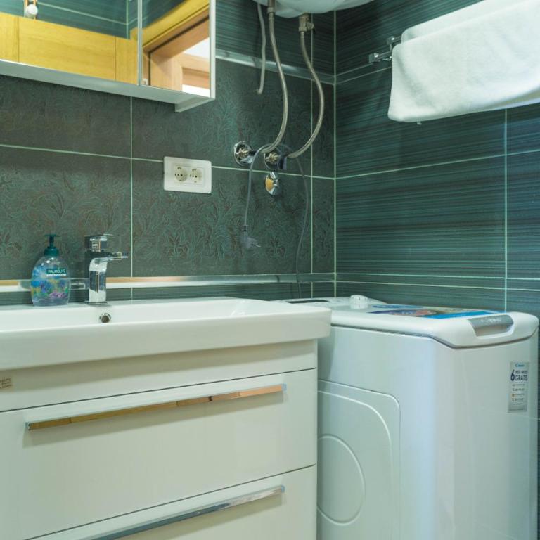 Villa Lara - Two-Bedroom Apartment - 31