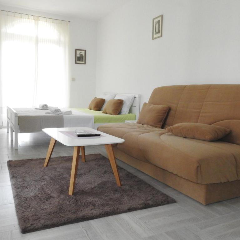 Luna Apartments - Studio sa Terasom - 1