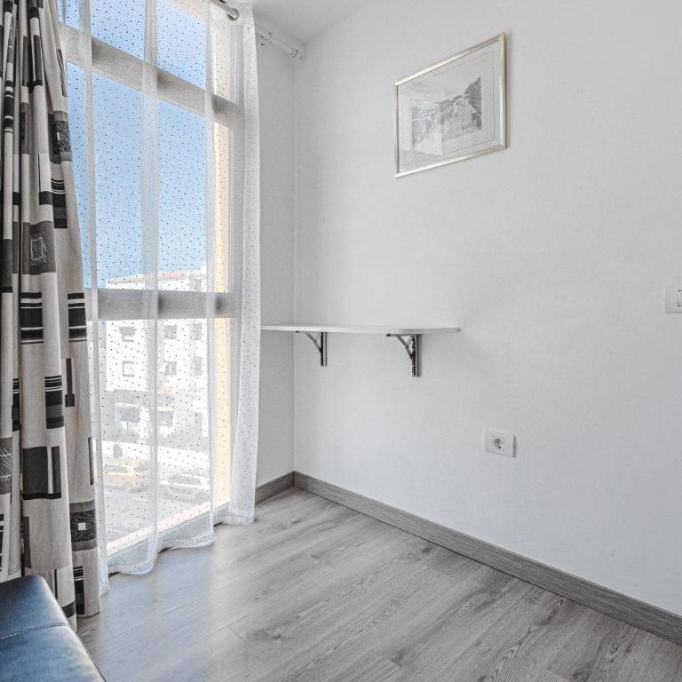 Family flat with 3 bedrooms and balcony near Los Gigantes and ocean - Apartamento de 3 dormitorios - 31