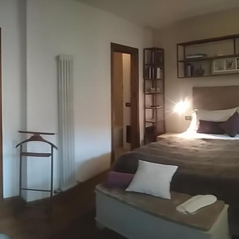 B&B L'Abric - centro storico di Limonetto - Camera Matrimoniale con Bagno Privato - 6