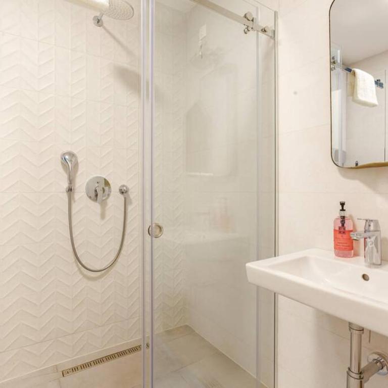 Delightful Studio Soho City - One-Bedroom Apartment - 44
