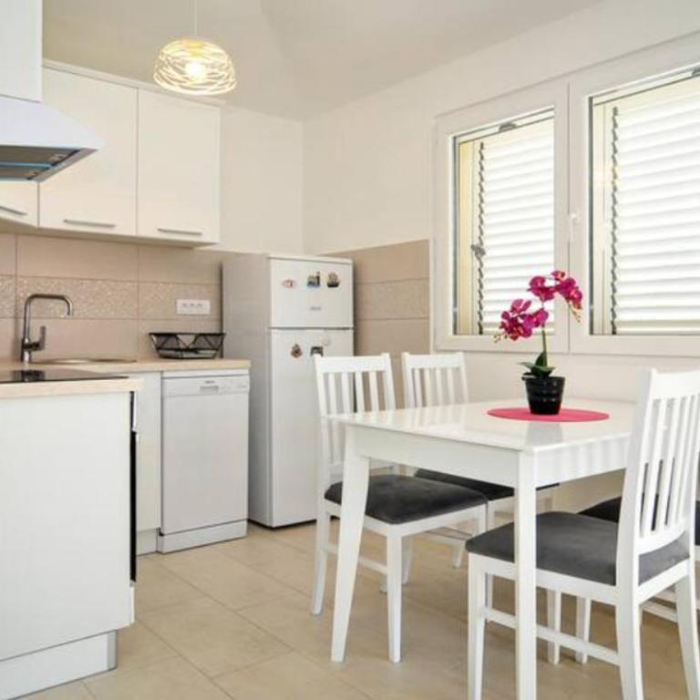 Busola Apartments - One-Bedroom Apartment - 21
