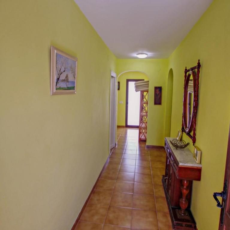 Basetes - holiday home with private swimming pool in Calpe - Casa Vacacional de 3 dormitorios - 19