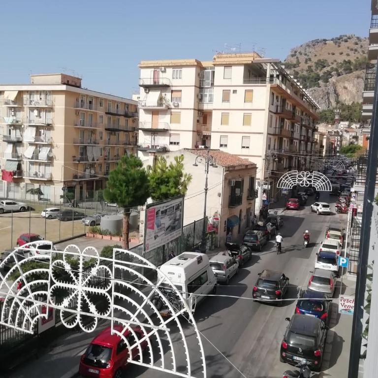SUITE ROMA - Suite Familiare con Balcone - 13