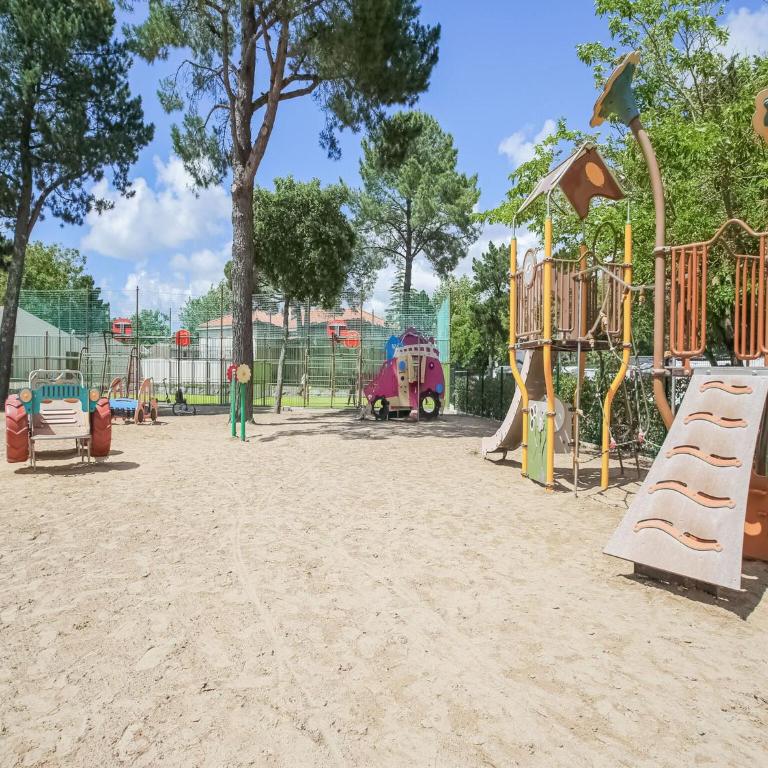 Mobile Home with Plancha & Pool Access - Mobile Home 3 Chambres - 14