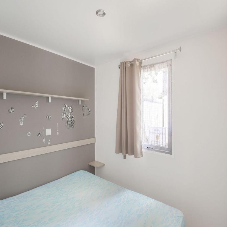 Mobile Home in Saint Jean near Sea Beach - Chalet 2 Chambres - 15