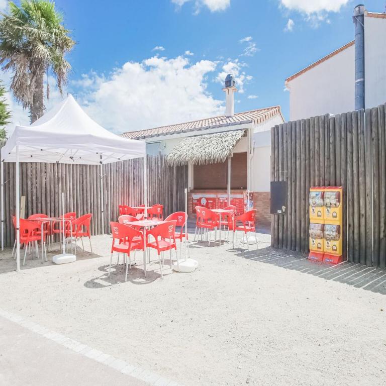 Mobile Home in Saint Jean near Sea Beach - Chalet 2 Chambres - 25