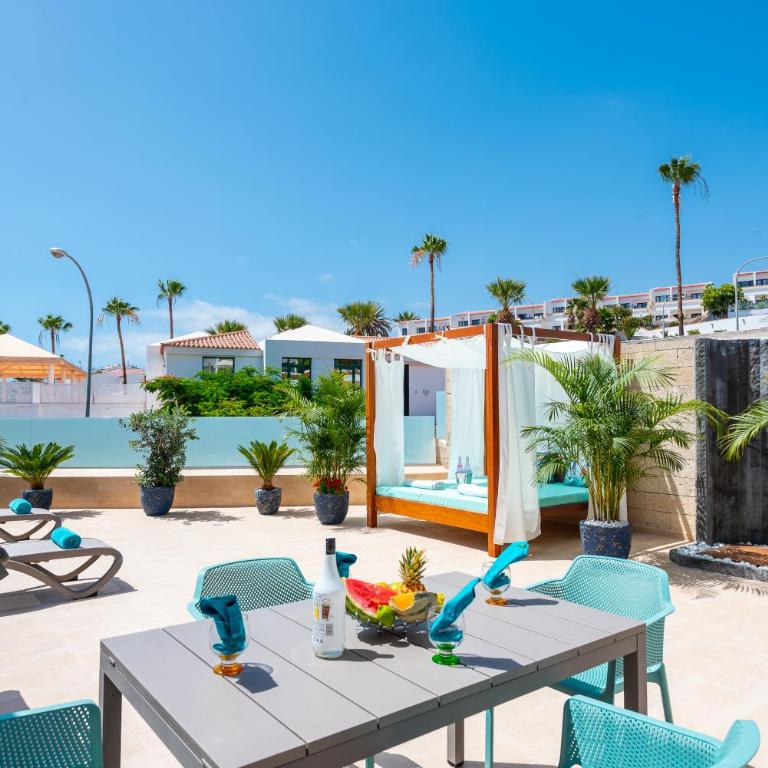 Haciendas Village Tenerife - 1 Bedroom Bungalow with Extra Large Chill out Terrace - 2